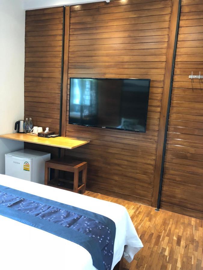 Celosia Chiang Mai Hotel Экстерьер фото