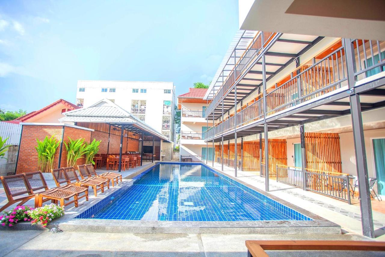 Celosia Chiang Mai Hotel Экстерьер фото